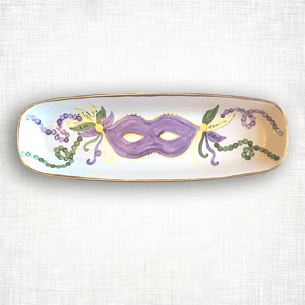 https://www.magnoliacreativeco.com/cdn/shop/products/Mardi-Gras-BreadTray_MagnoliaCreative_1024x.jpg?v=1515163791